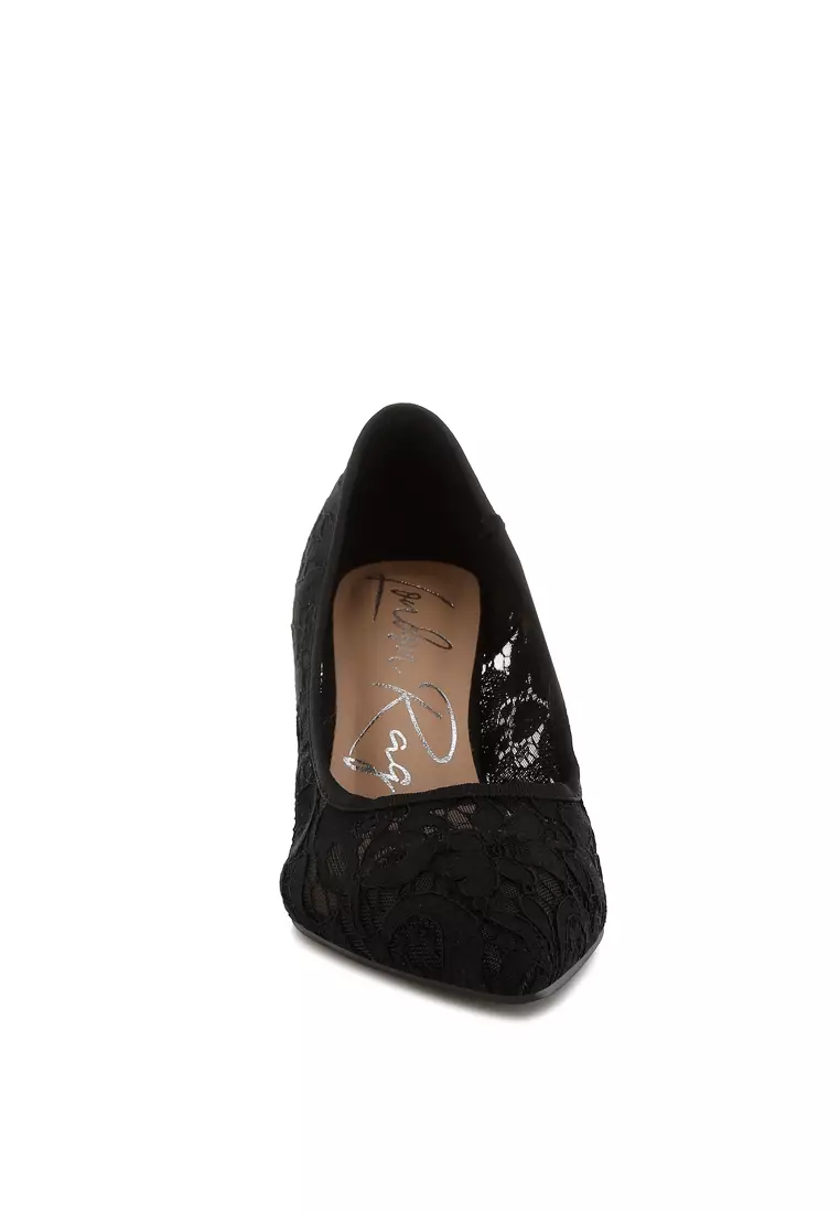 Sepatu hak stiletto bertali warna hitam