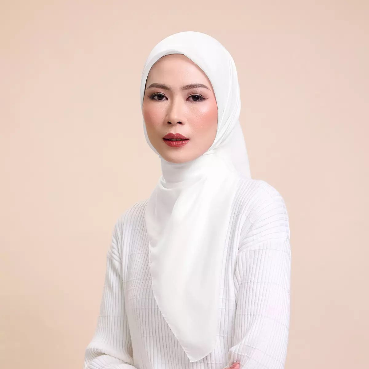 ZM Zaskia Mecca - Shera Snow Hijab Ultrafine Voal Shiny - Kerudung Segi Empat Wangi Premium