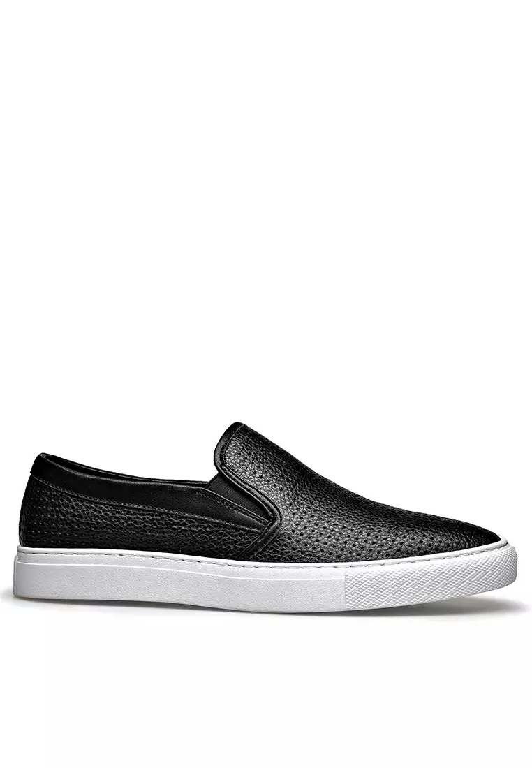 Discount on Twenty Eight Shoes  shoes - SKU: Hollowed Out Style Leather Slip-Ons YQ115804-21