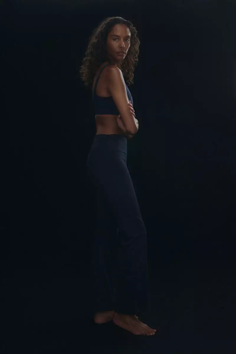 SculptMove™ Flared sports leggings