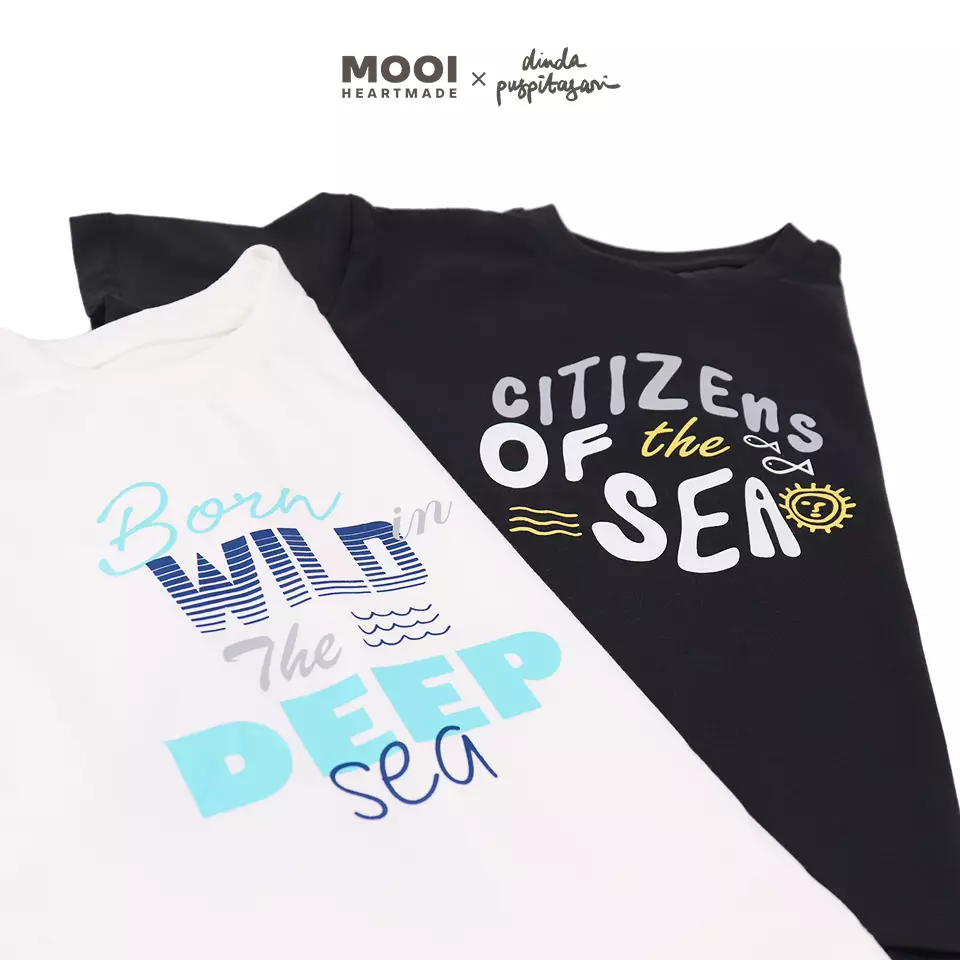 Mooi X Dinda Puspitasari Setelan Anak Kio Graphic Tee Set - White