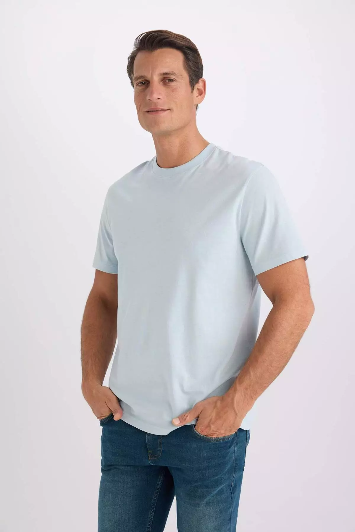 100% Cotton New Regular Fit Crew Neck Basic Plain Short Sleeve T-Shirt V7699Az24Sp