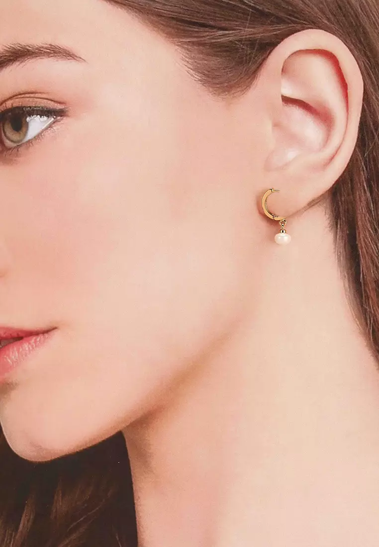 Aldo pearl top earrings