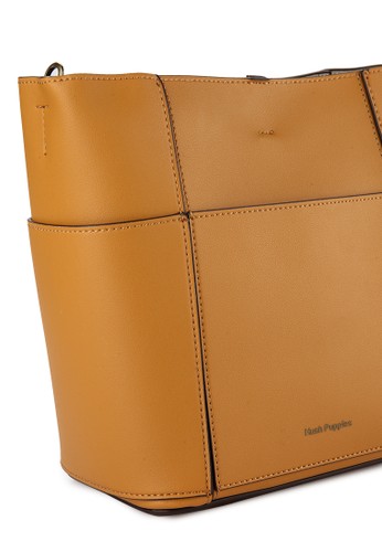 Jual Hush  Puppies  Hartel Bucket L Original ZALORA 