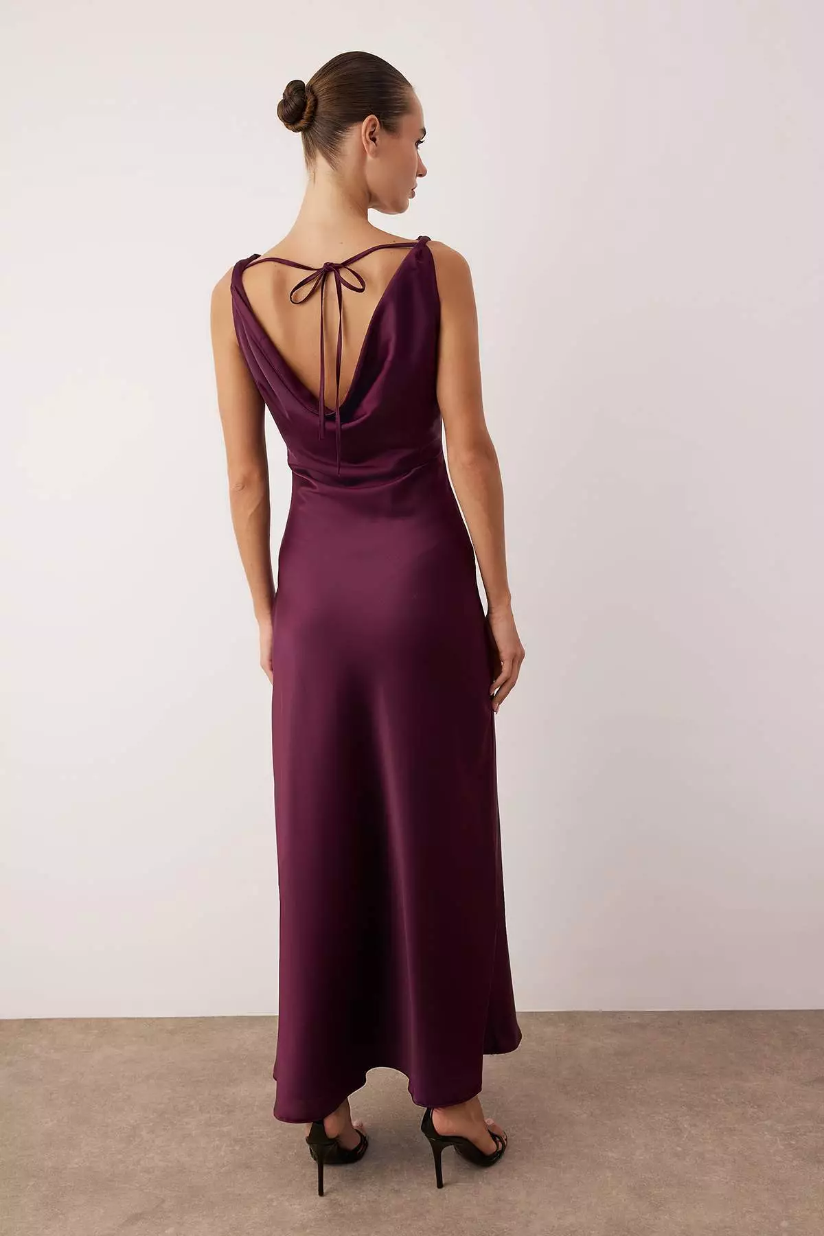 Purple A-Line Degaje Collar Satin Maxi Stylish Dress Tprss25El318