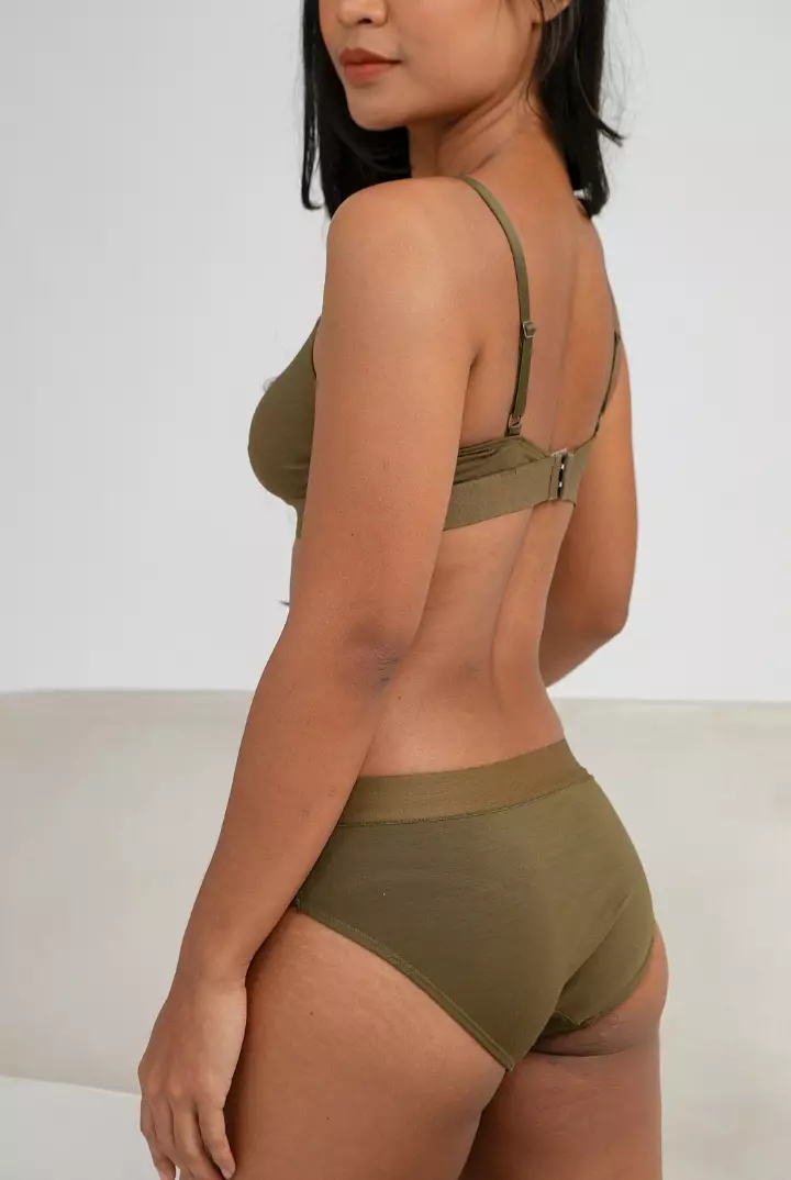 Celana Dalam Wanita Tencel Modal | SARE Underwear studio LOBI Hipster Brief Panty in Dark Olive
