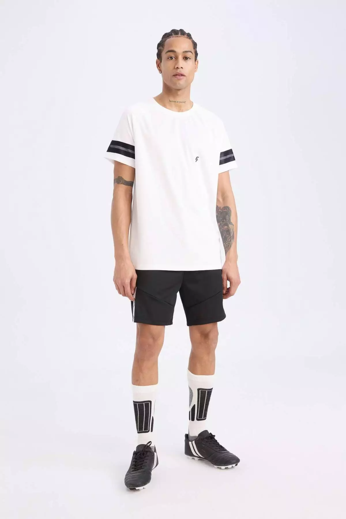 Defactofit Slim Fit Tight-Fitting Sportsman Short Leg Skuba Diver Fabric Shorts D0673Ax24Au