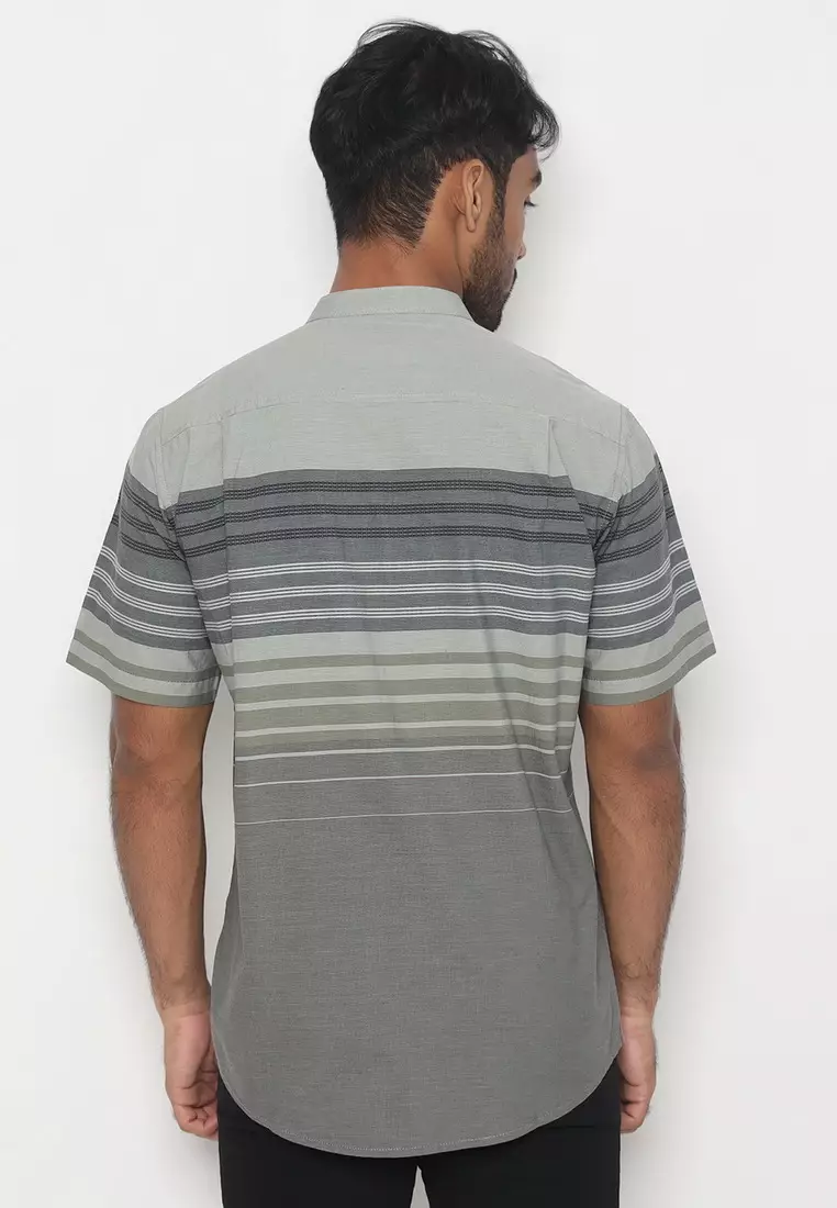 POLICE Kemeja Koko Border Krah Shanghai Abu Hijau Regular Fit Pria