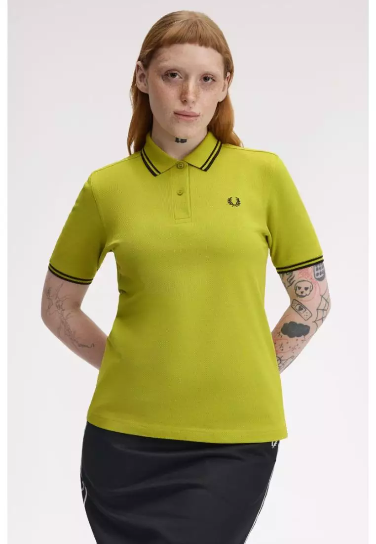 Fred Perry G3600 Twin Tipped Fred Perry Shirt (Tennis Ball Yellow / Metallic Black)
