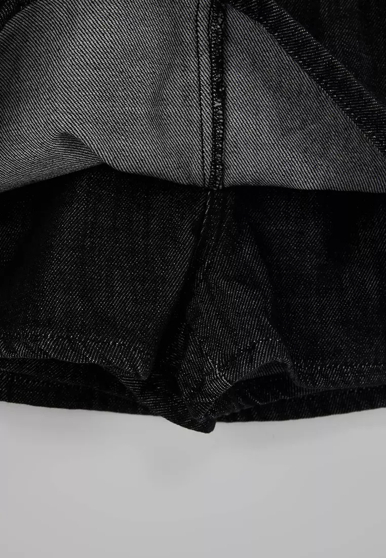 Black Belt Detailed Denim Shorts Skirt With Skirt Look On The Back Twoaw26Sr2