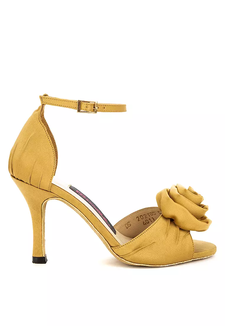 Discount on Carmelletes  shoes - SKU: Dancing Shoes With Flower Accent
