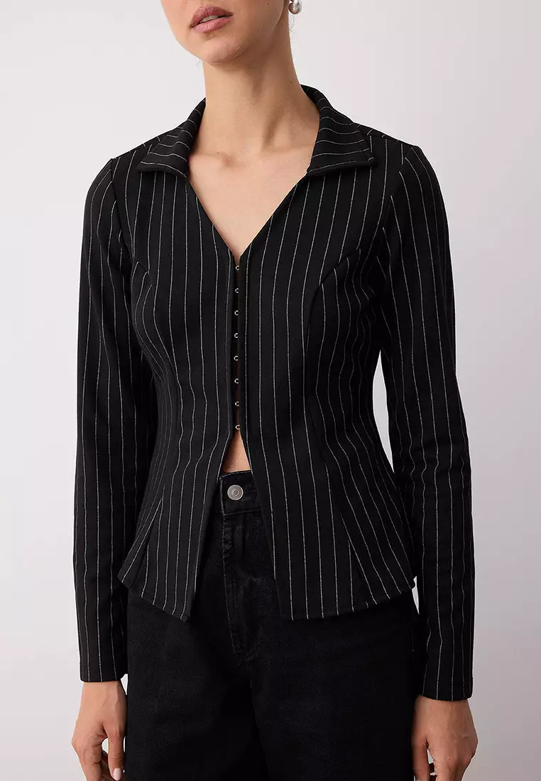 Black Striped Polo Collar Hooked Fitted/Fits Body Flexible Knitted Blouse Twoaw26Bz00038