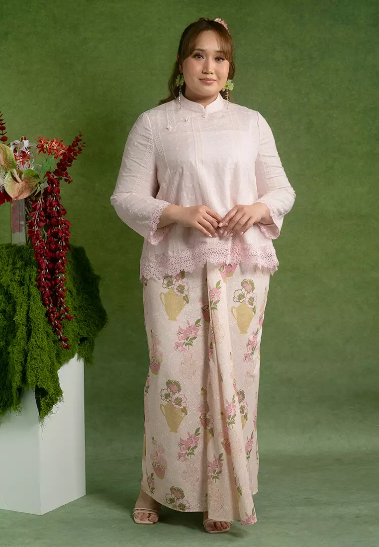 Blossom Plus size Kurung Kedah Set