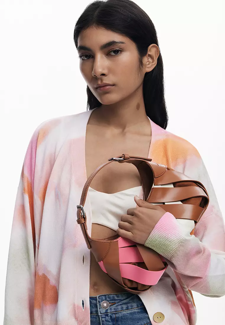 Medium braided faux leather bag