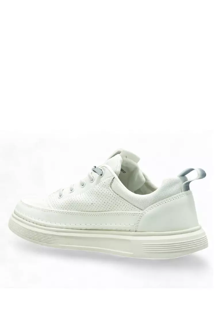 Men Lace Up Lifestyle Sneakers - 240421095