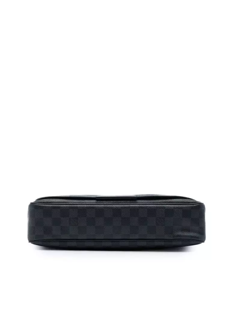 Pre-Loved Louis Vuitton Damier Graphite Renzo