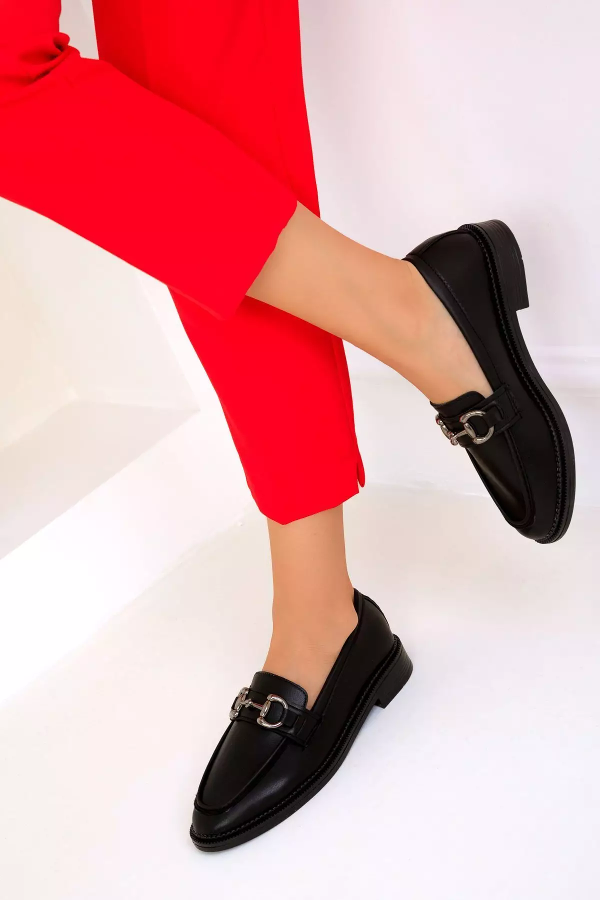 Discount on Soho  shoes - SKU: Round Toe Loafers
