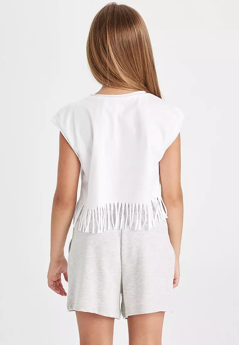 Fade Out〜KYONGKING HONGKONG DeFacto Fringed T-Shirt 2025 | Buy DeFacto Online | ZALORA