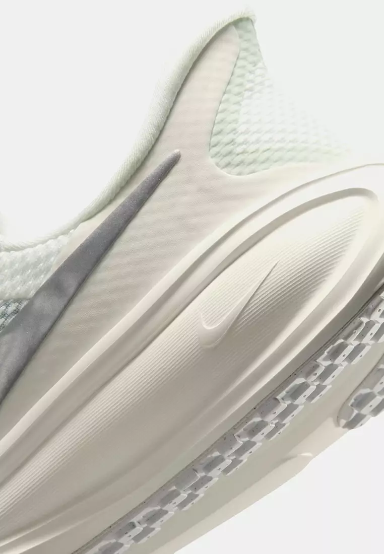 Revolution 8 EasyOn Women's Road Running Shoes