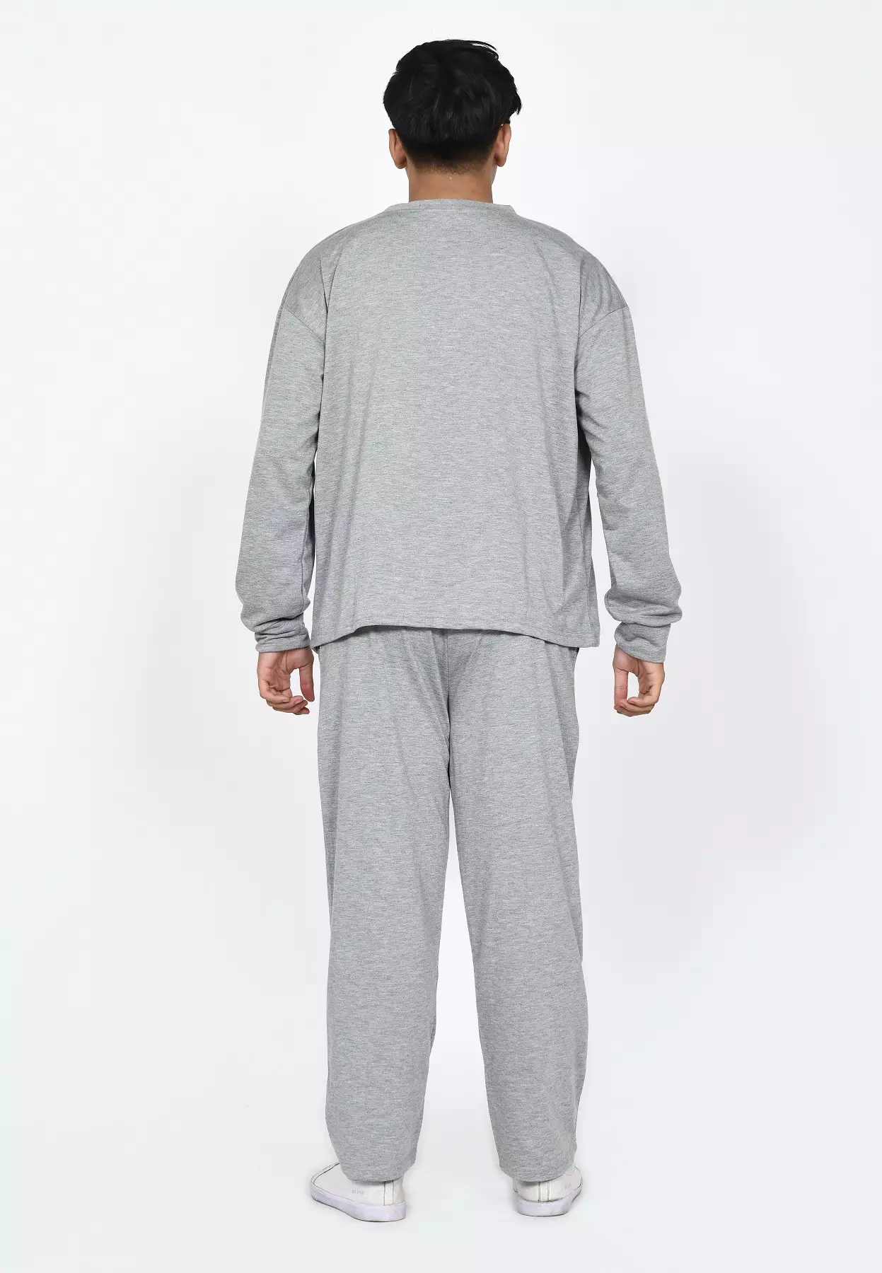 Setelan Sporty Men Tristan