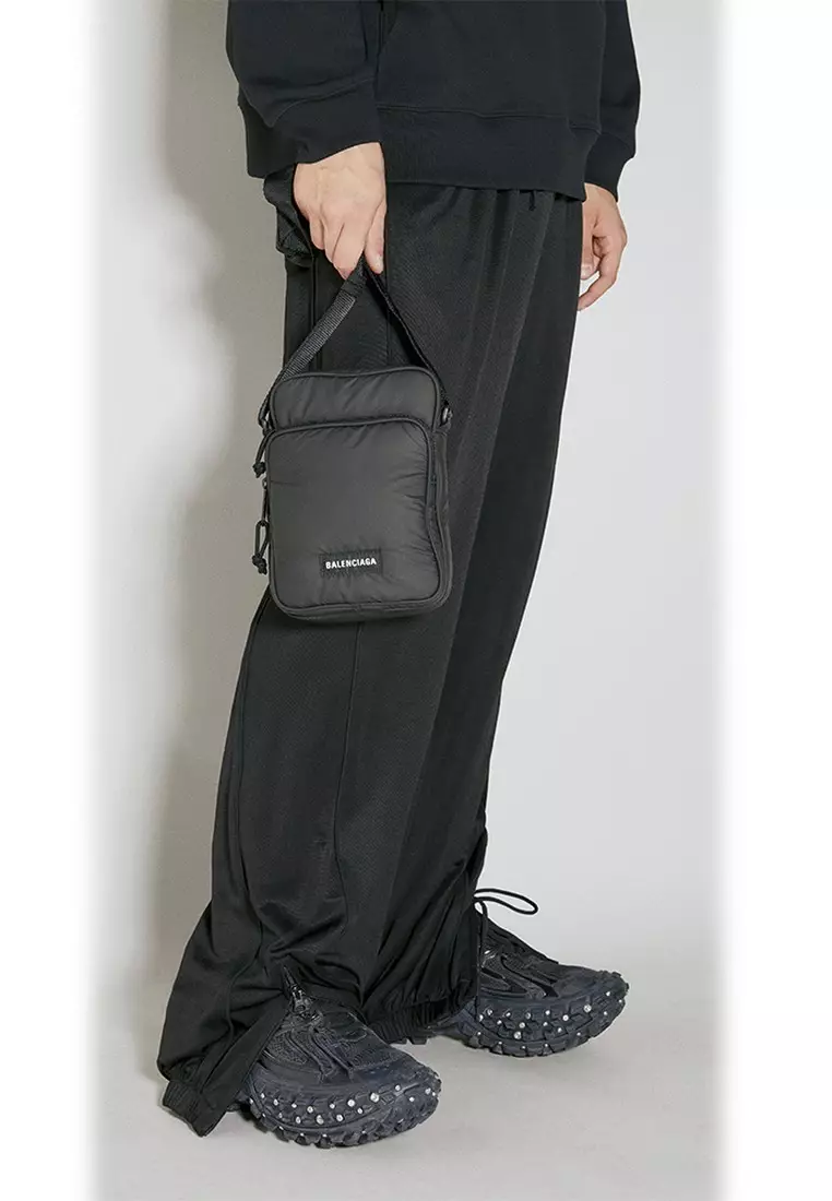 Balenciaga explorer hot sale crossbody pouch bag