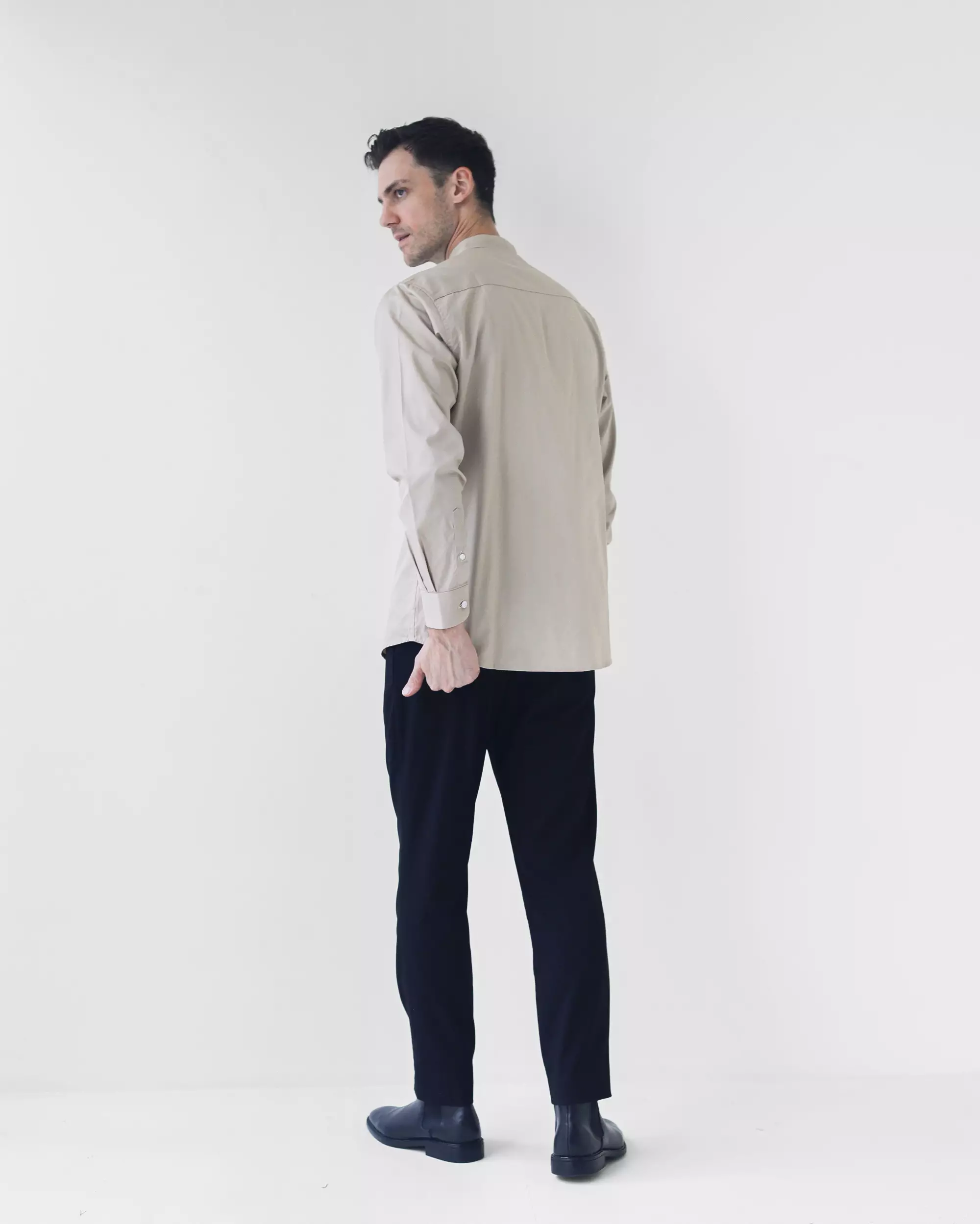 Cotton Well Badr Stand Collar Shirt Light Taupe | Kemeja Koko Lengan Panjang Krem