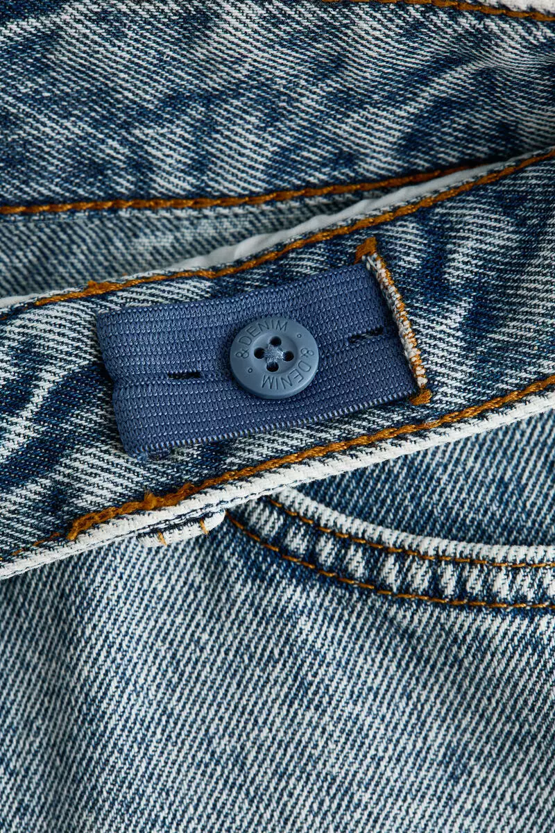 Loose-fit denim shorts