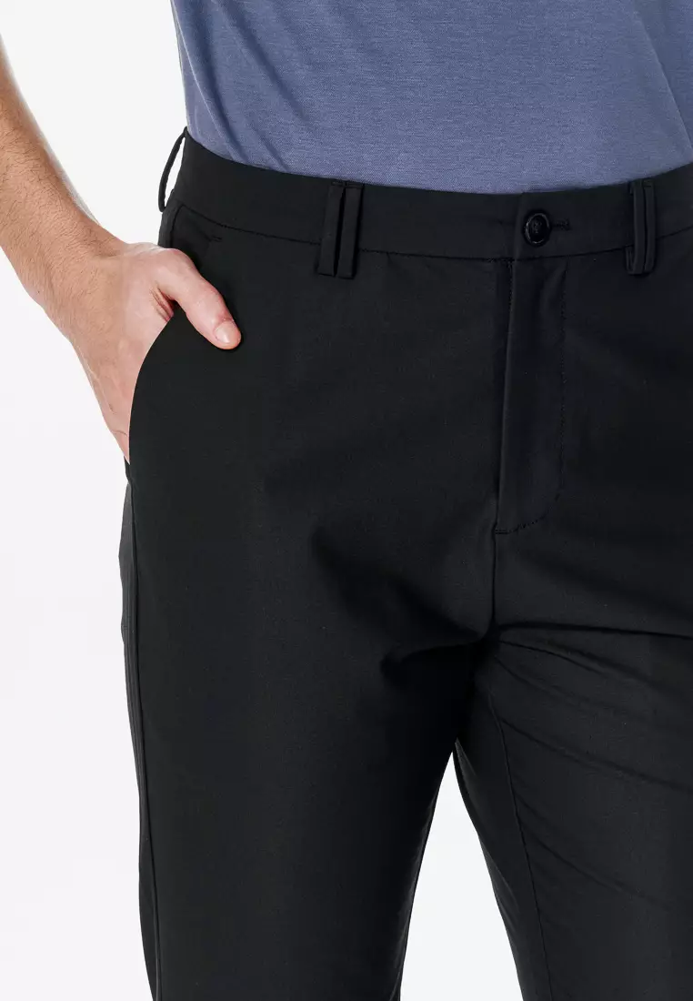 黑色修身版涼感休閒褲