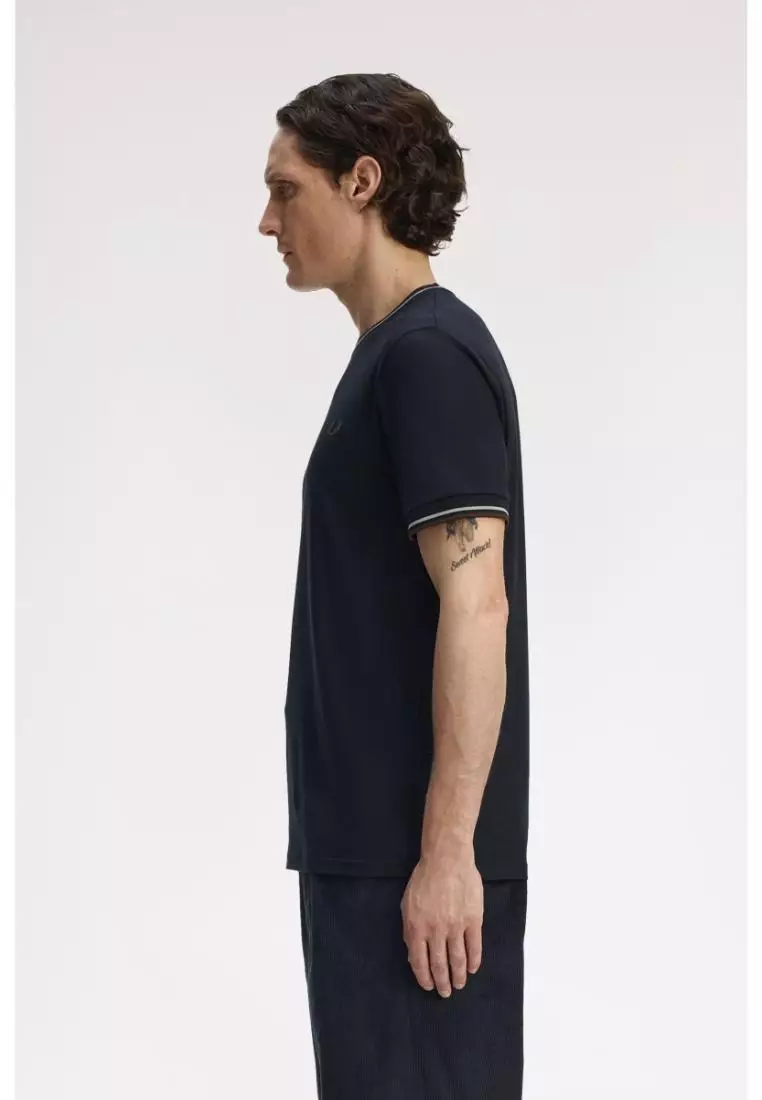 Fred Perry M1588 Twin Tipped T-Shirt (Navy / Warm Oat / Burnt Tobacco)