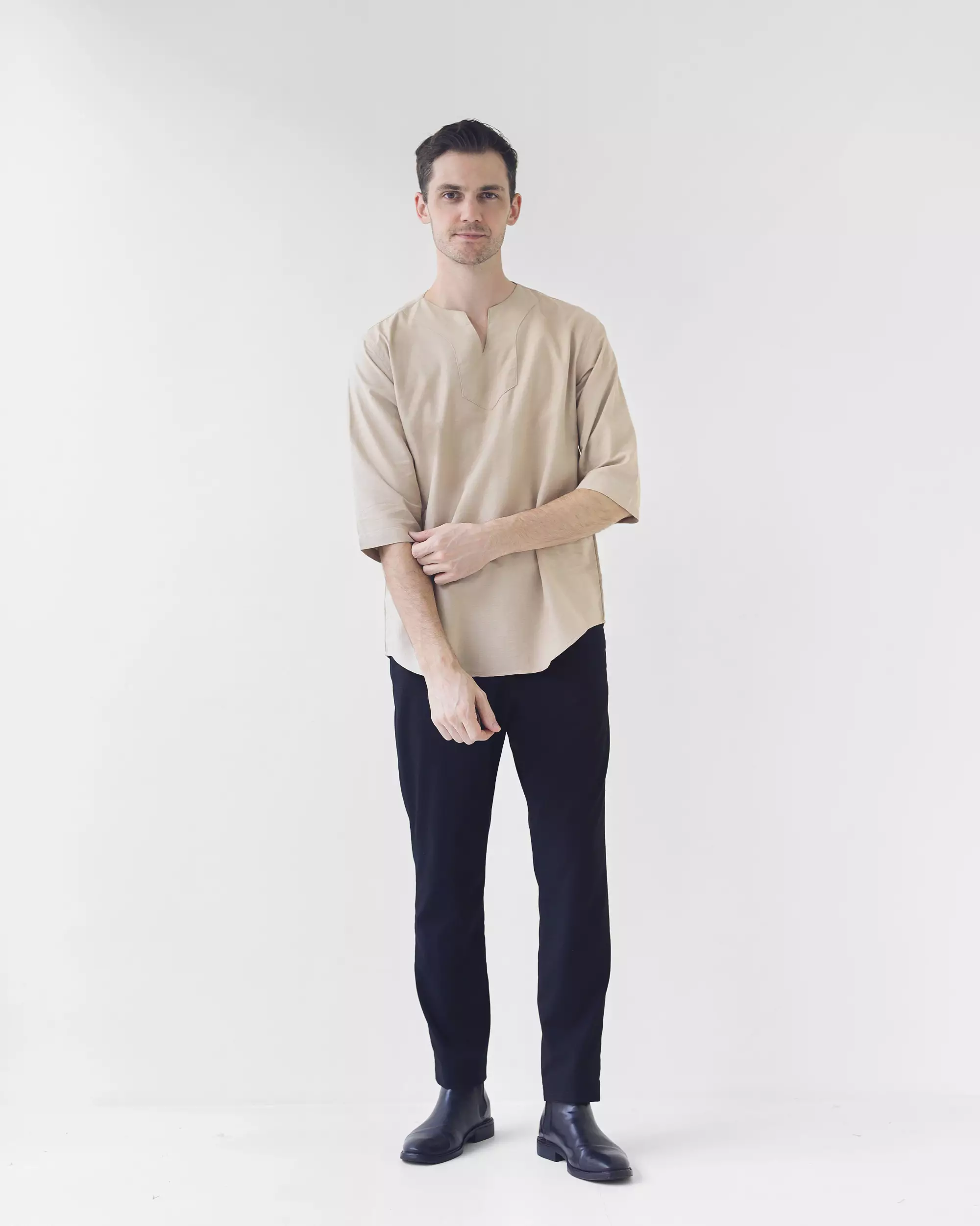 Cotton Well Morocco Shirt Latte | Kemeja Koko Pria Kerah V Neck Coklat Susu
