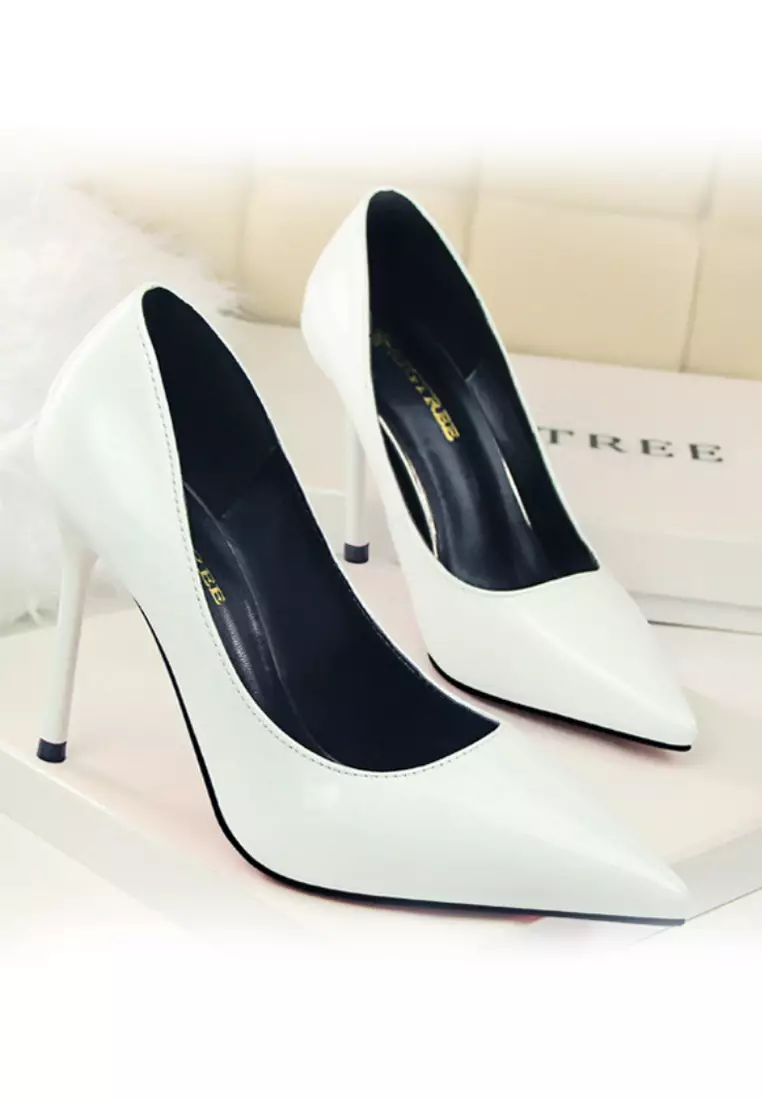 White pointy new arrivals toe pumps