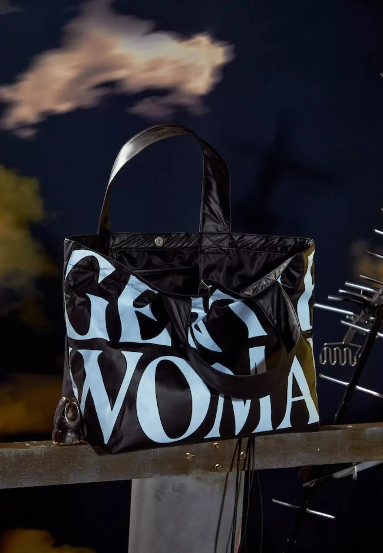 Urban Stride Jumbo Tote Bag