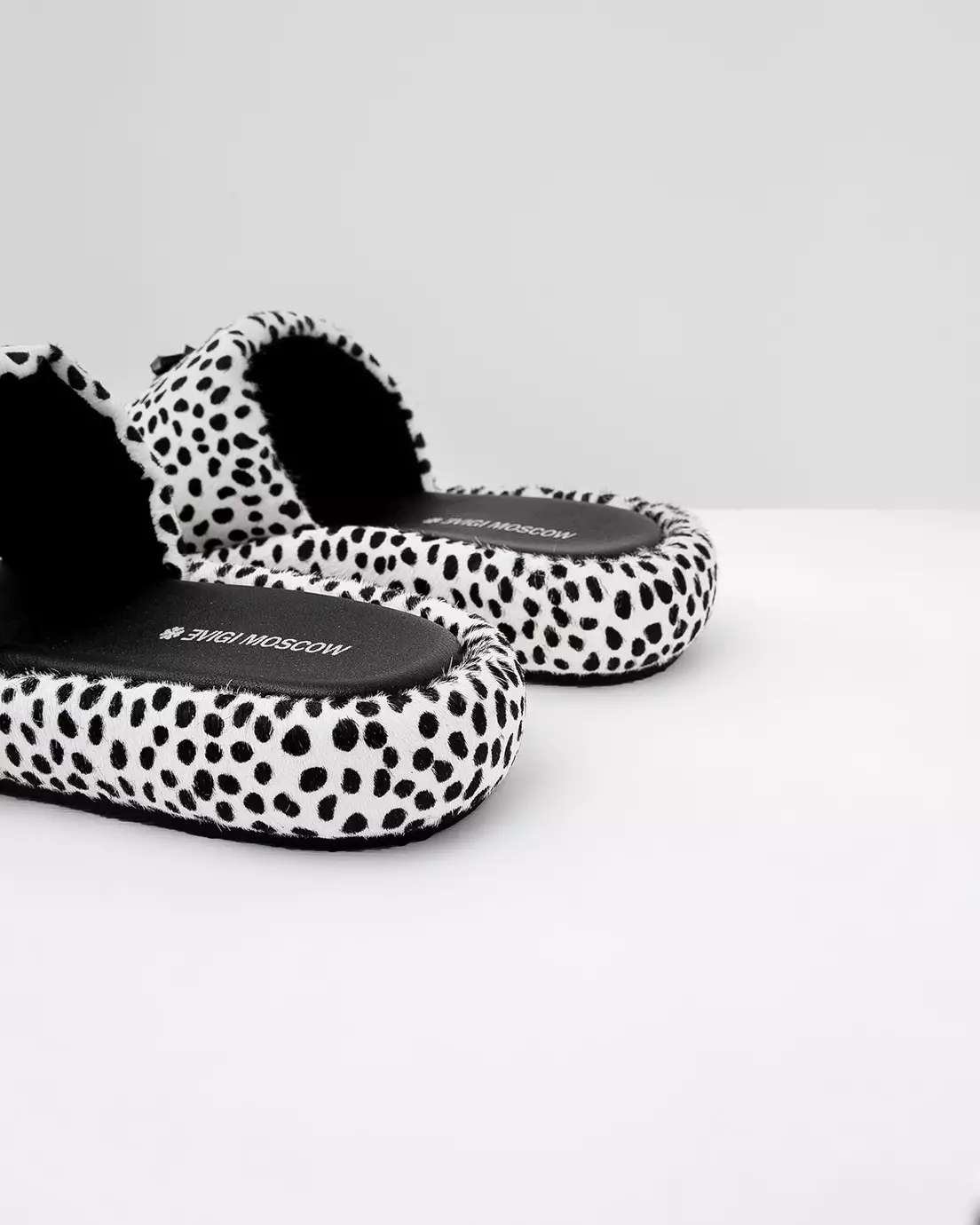 Pantolets