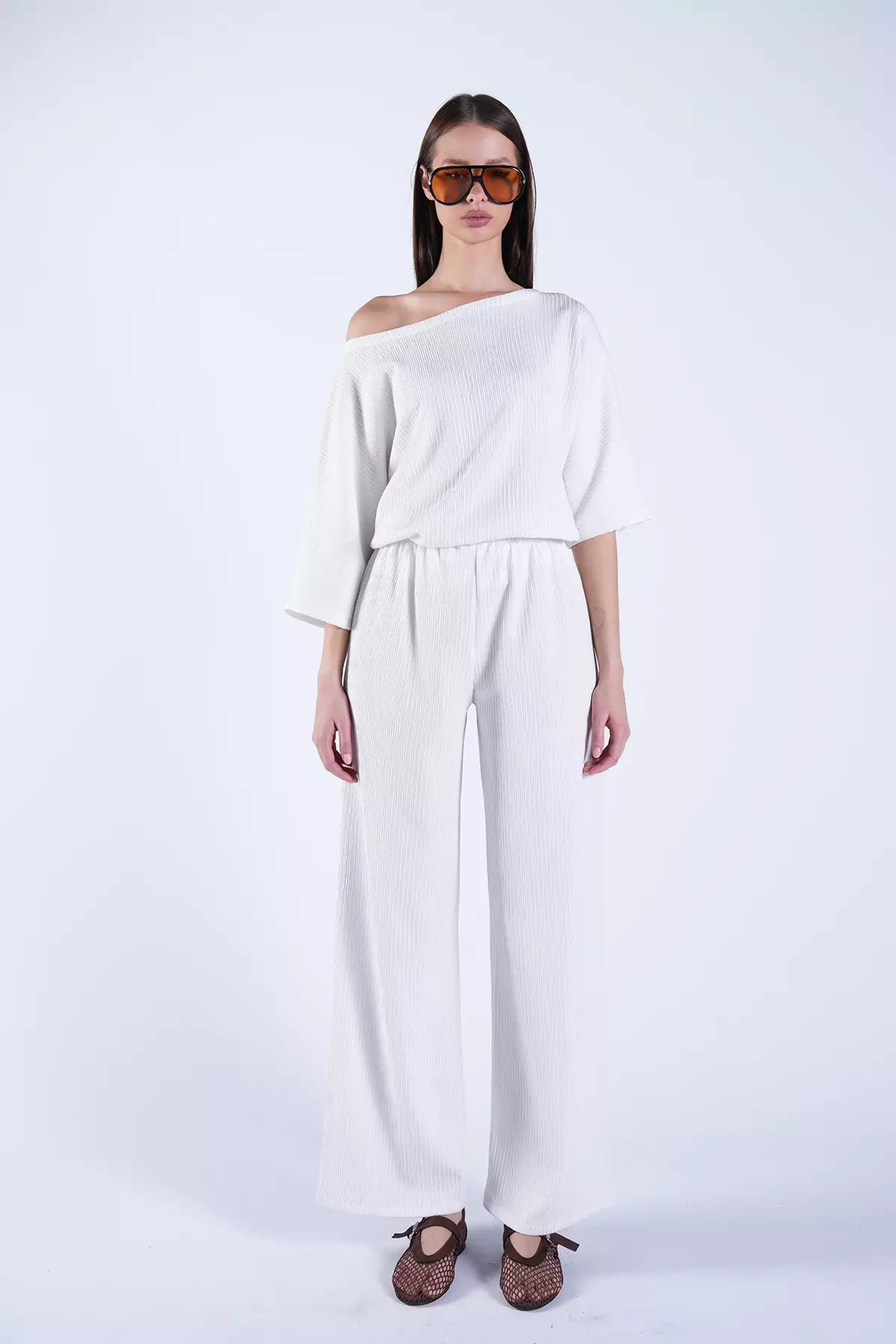 Ecru Boat Neck Bat Sleeve Casual Blouse And Palazzo Trousers Wrinkled Set Alc-X13470