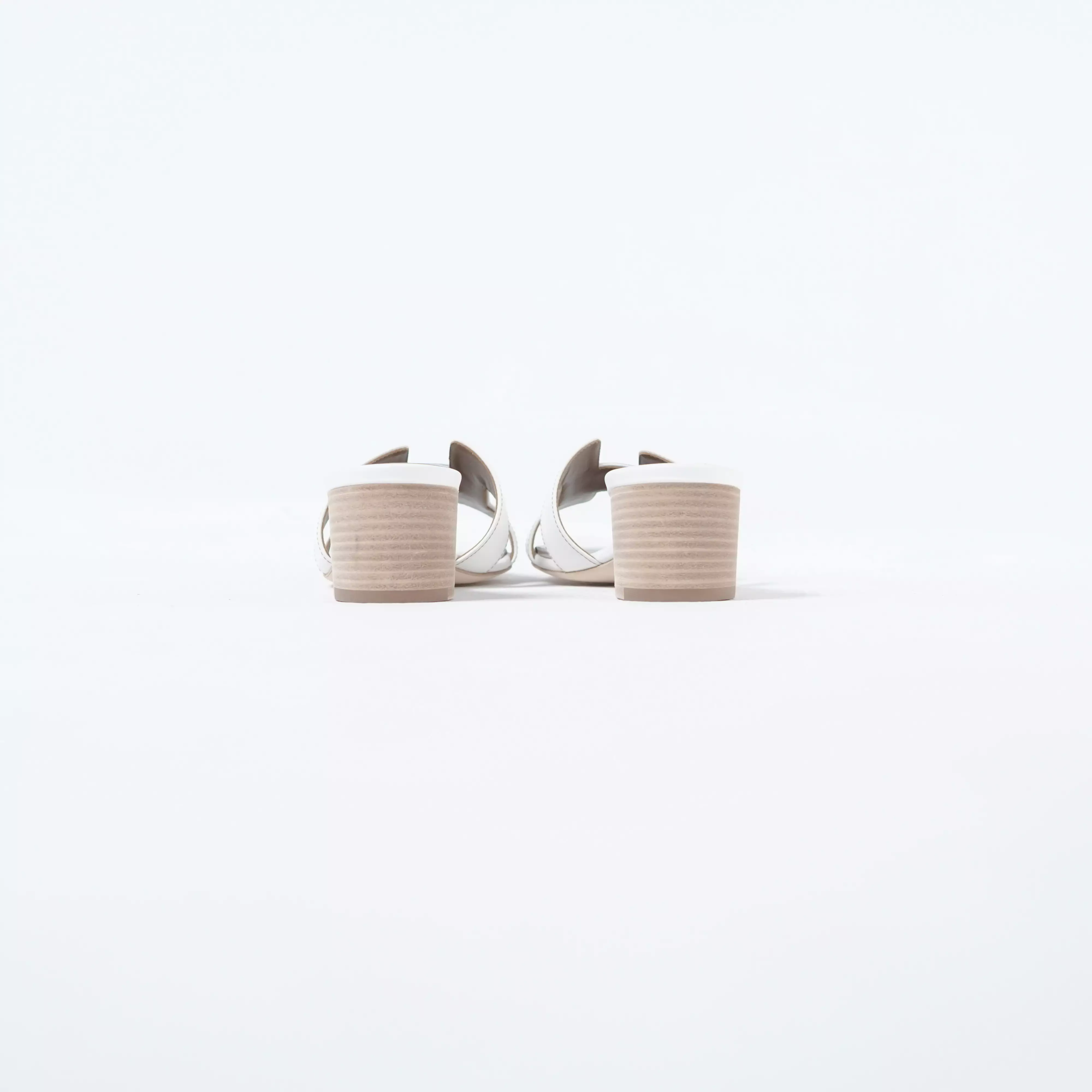 Sepatu HERMES OASIS WHITE BLOCK HEELS 100% ORIGINAL