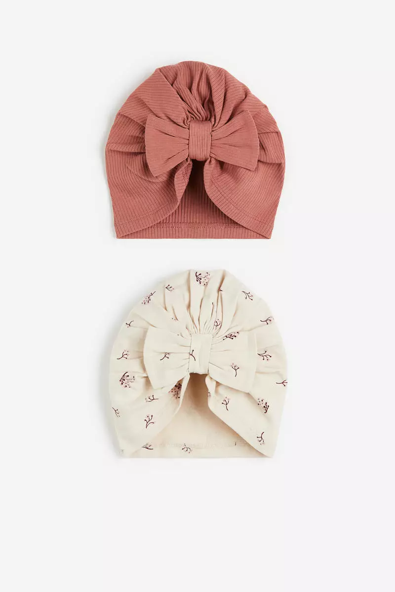 2-pack knot-detail hats