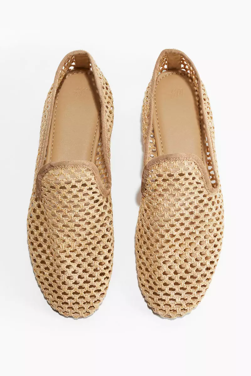 Discount on H&M  shoes - SKU: Straw loafers