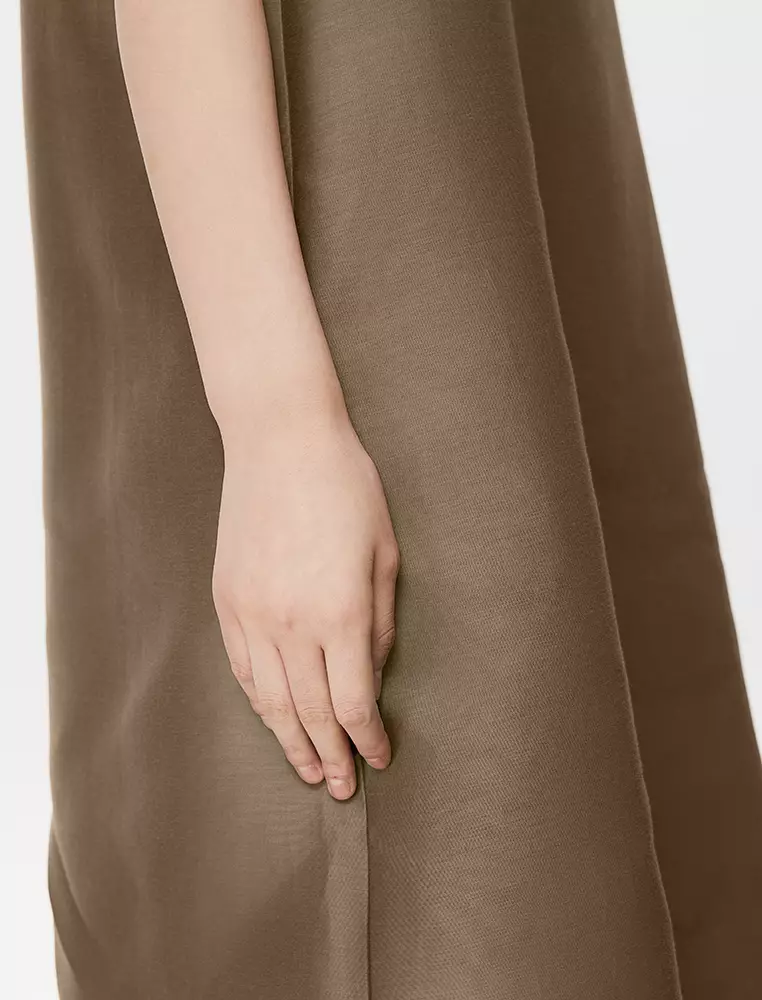 中長款吊帶連衣裙