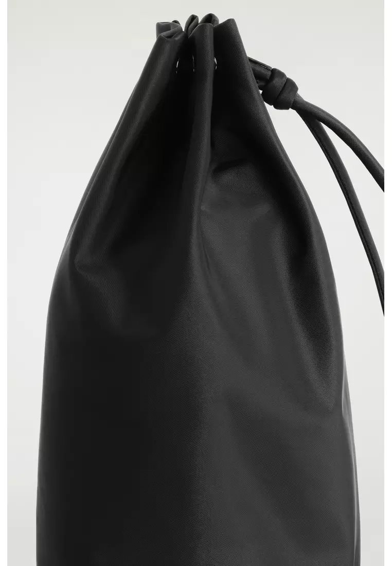 DRAWSTRING CROSSBODY BAG - NYLON