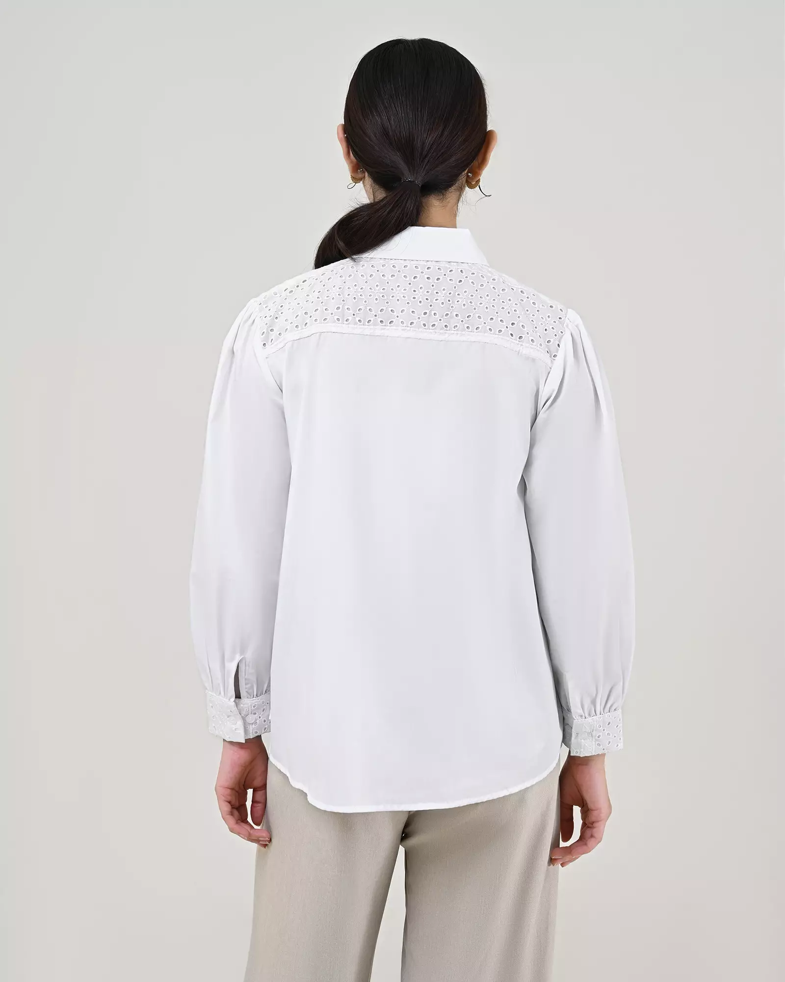 Geulis.id FRANSISKA SHIRT - White