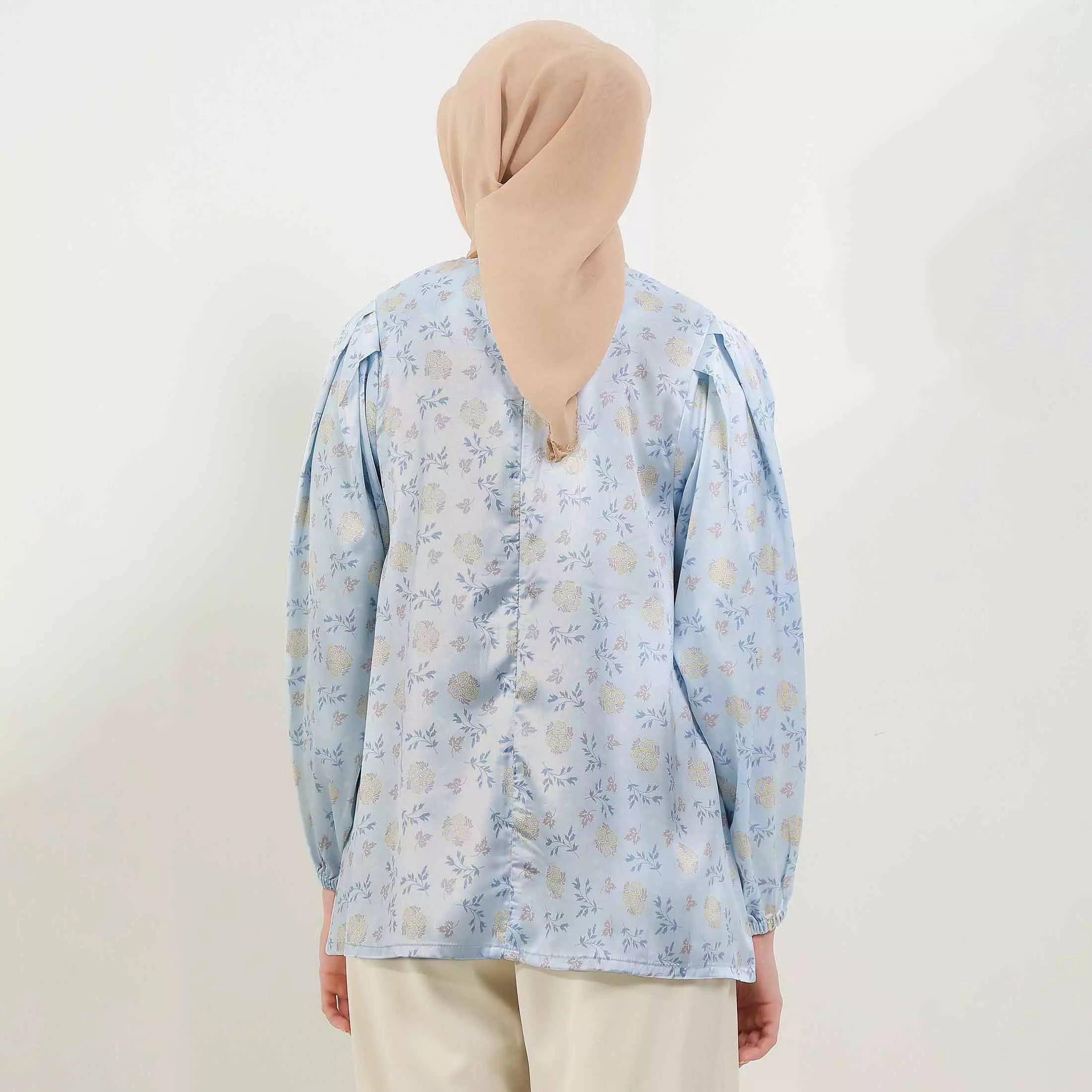 MFMW Abriela Atasan Blouse Satin Soft Blue Motif Bunga