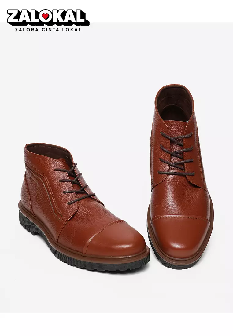 Buccheri Narda Boots Men Brown