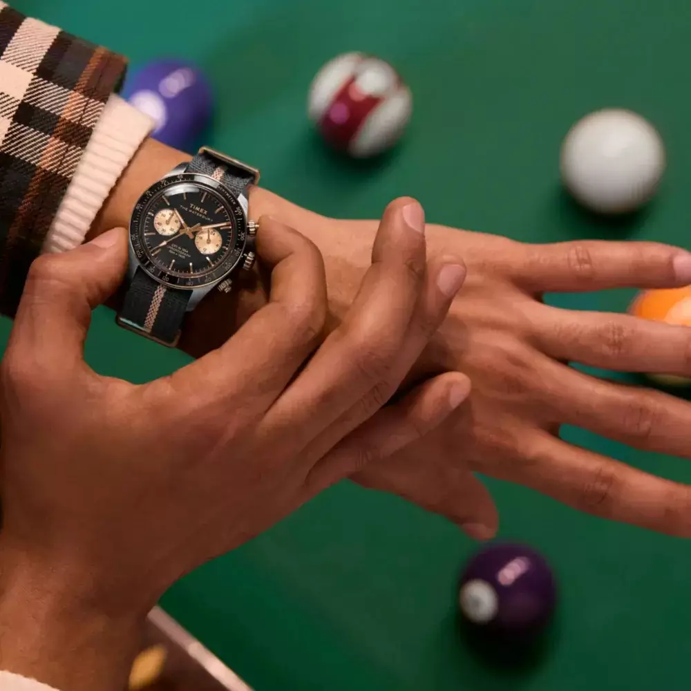 Jam Tangan Pria Timex The Waterbury Heritage Chronograph Black Dial Black Fabric Strap TW2Y35400V5 Original