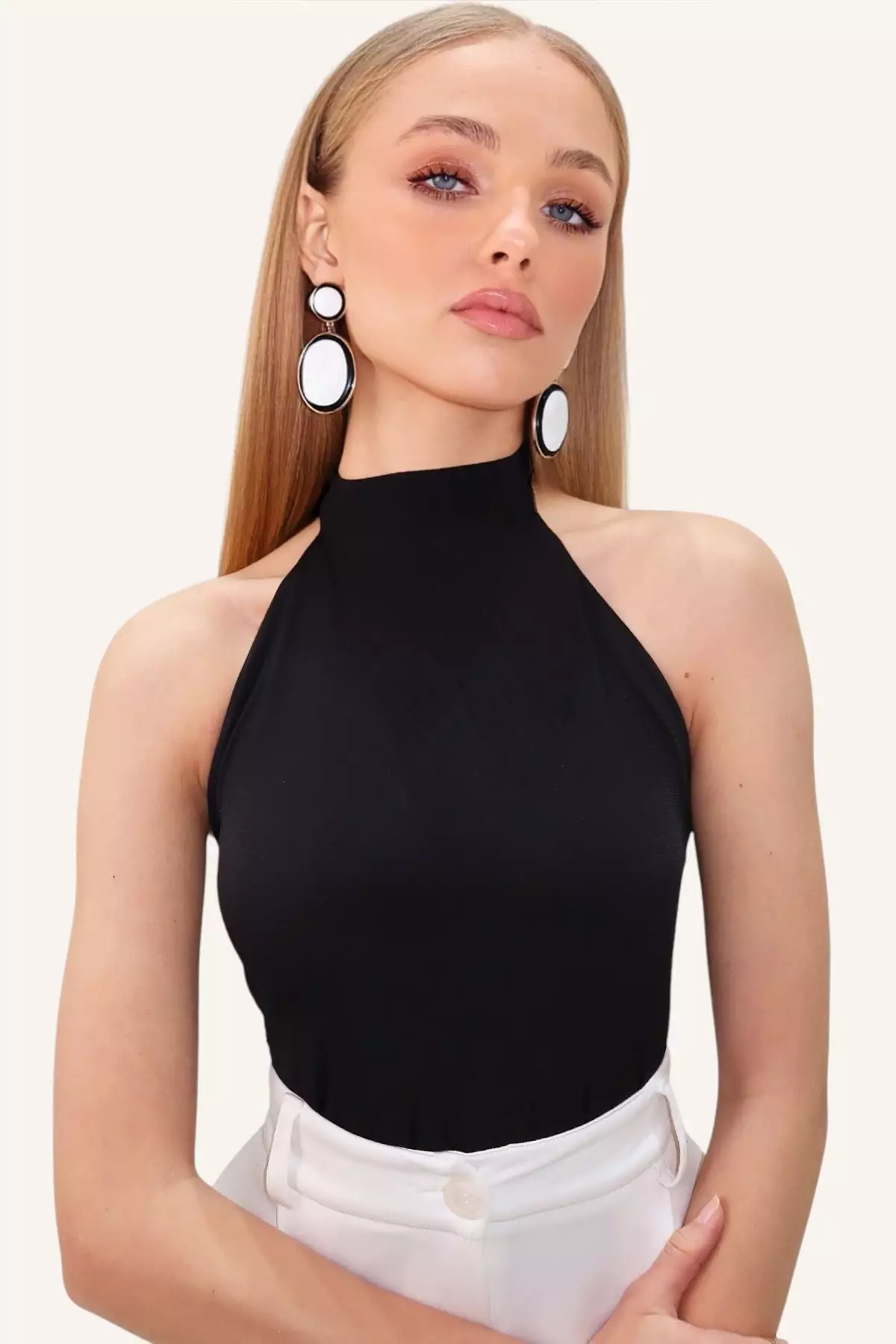 Women's Black Stand Collar Back Low-Cut Sleeveless Sandy Blouse