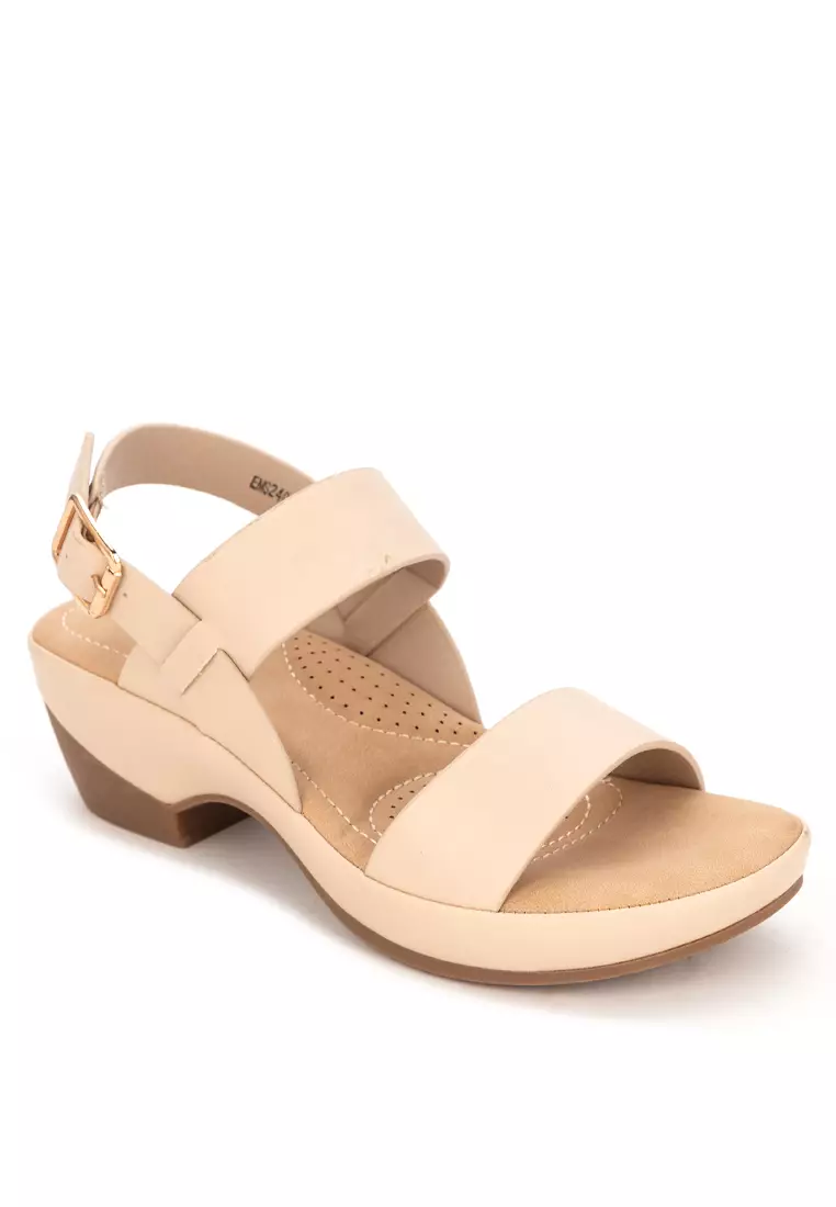 Discount on Unlisted  shoes - SKU: Cloud 3 Wedge Sandals