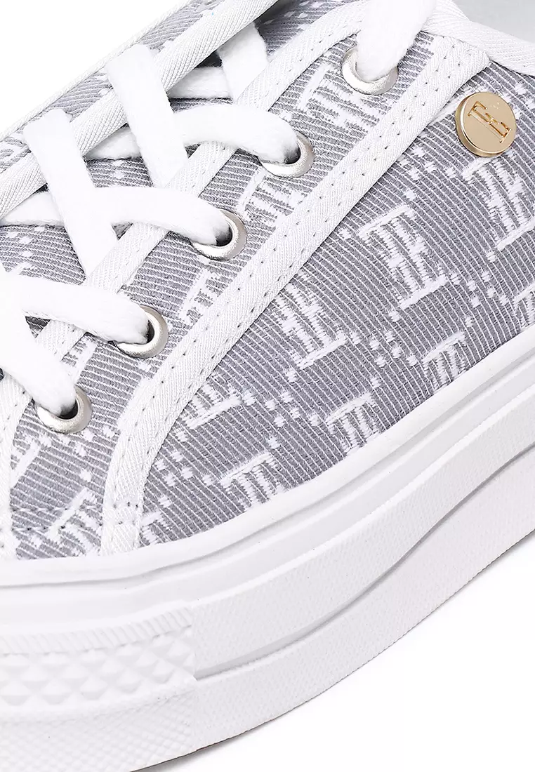 Roxanne Comfy Fit Footbed Sneakers