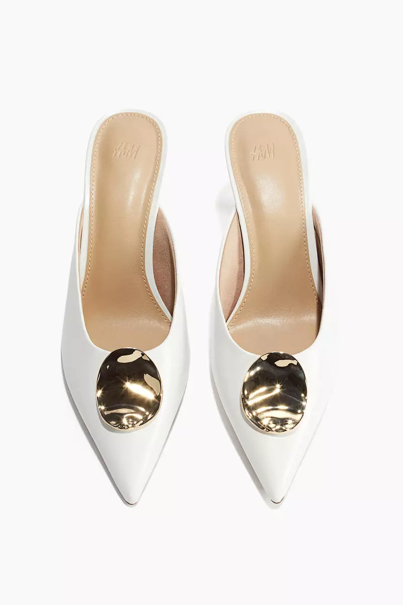 Discount on H&M  shoes - SKU: Pointed heeled mules