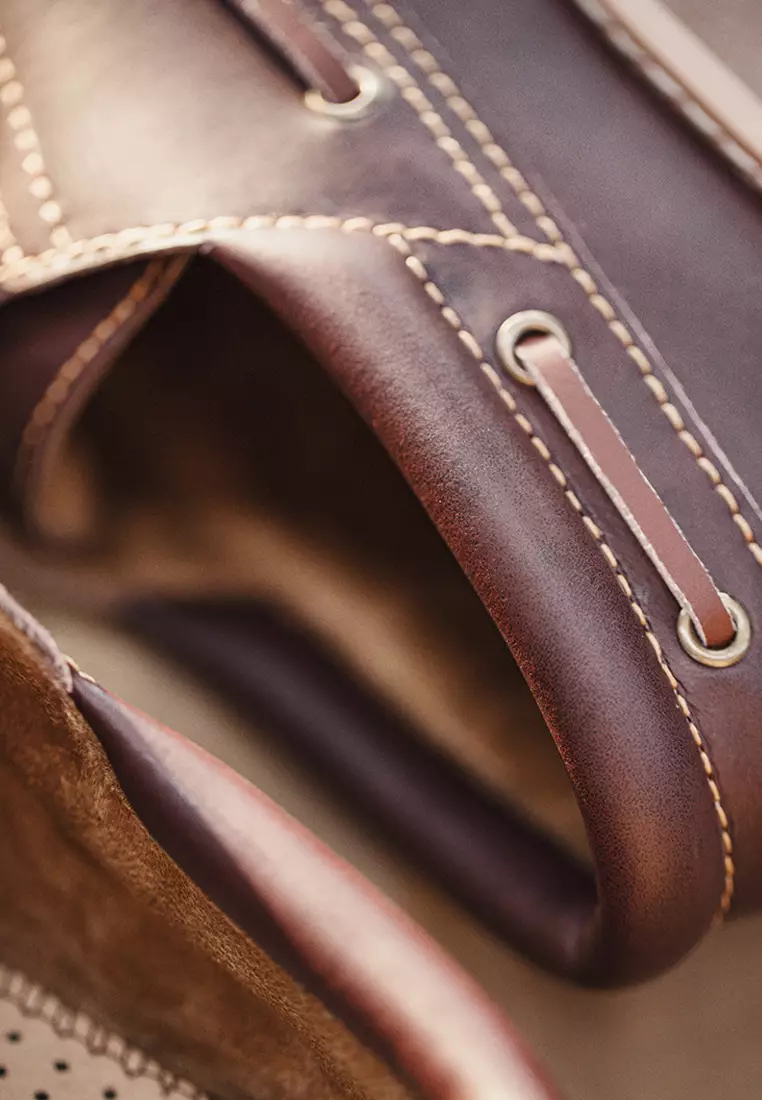 Icon 3-Eye Classic Lug Shoes CQ2107043