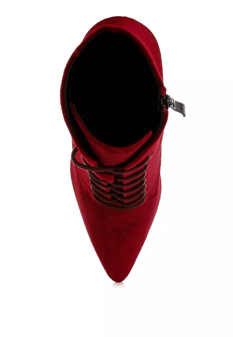 Sepatu bot hak tinggi beludru warna merah anggur