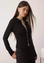 Schwarz